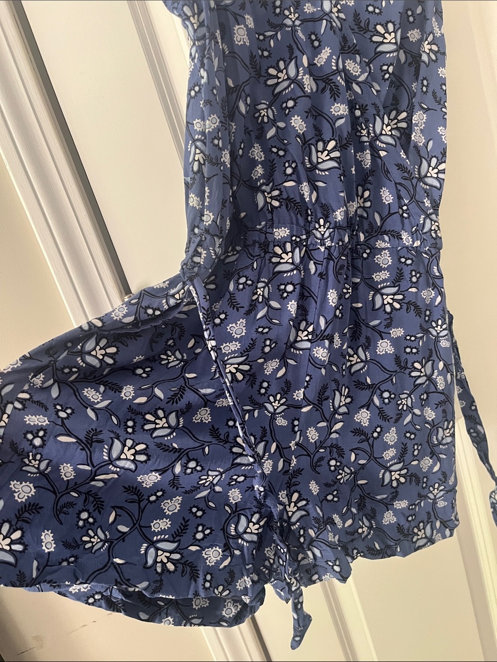 loft blue floral romper spaghetti strap rayon cinch waist summer Small petite - Picture 3 of 7